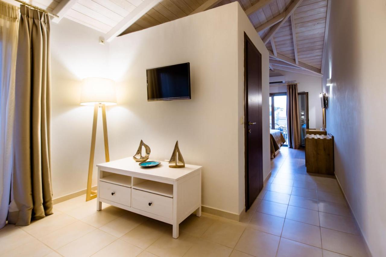 Aktaia Boutique Hotel Ammoudia Exterior photo